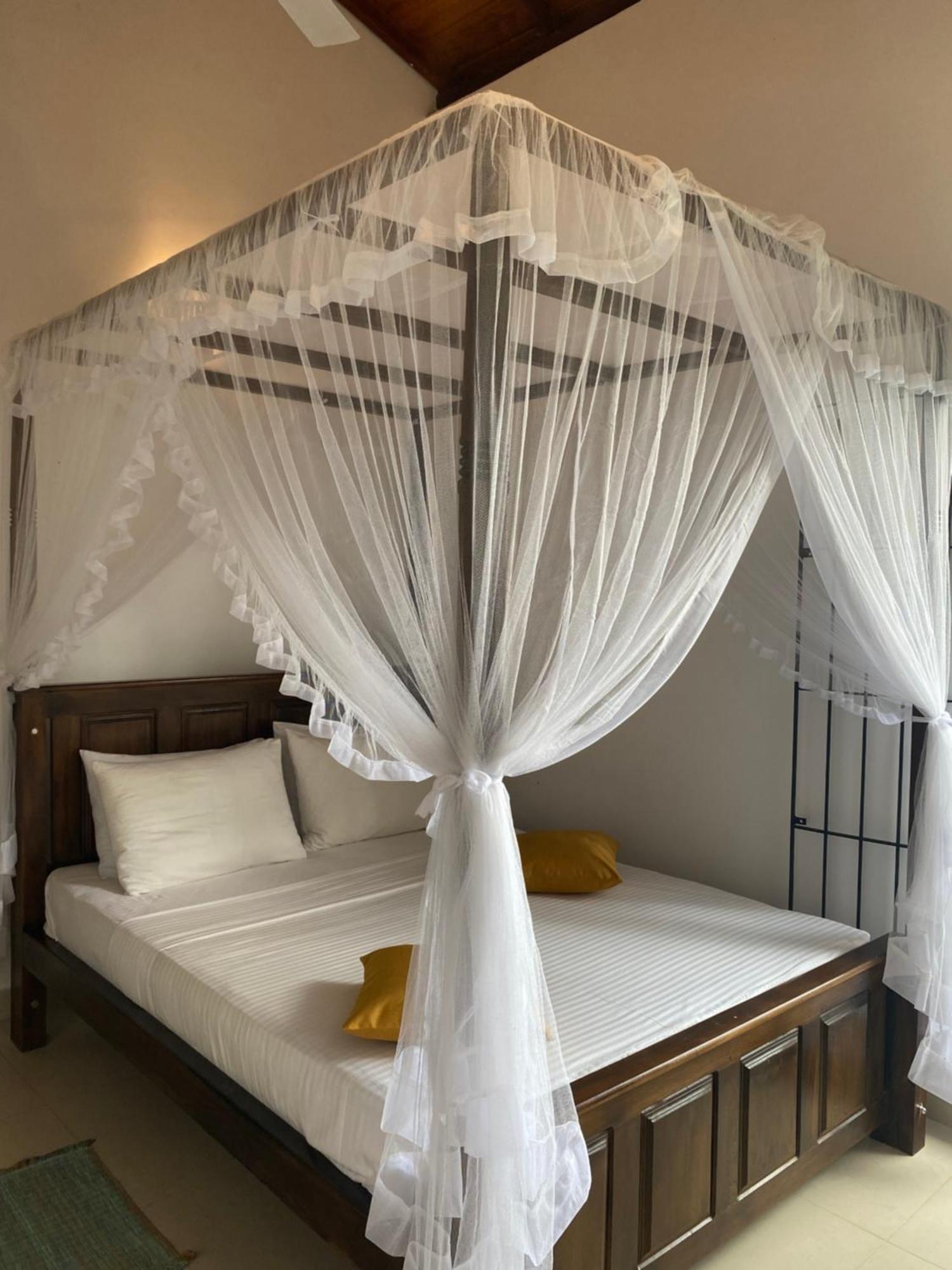 Villa Lake Mountain Weligama Exterior foto