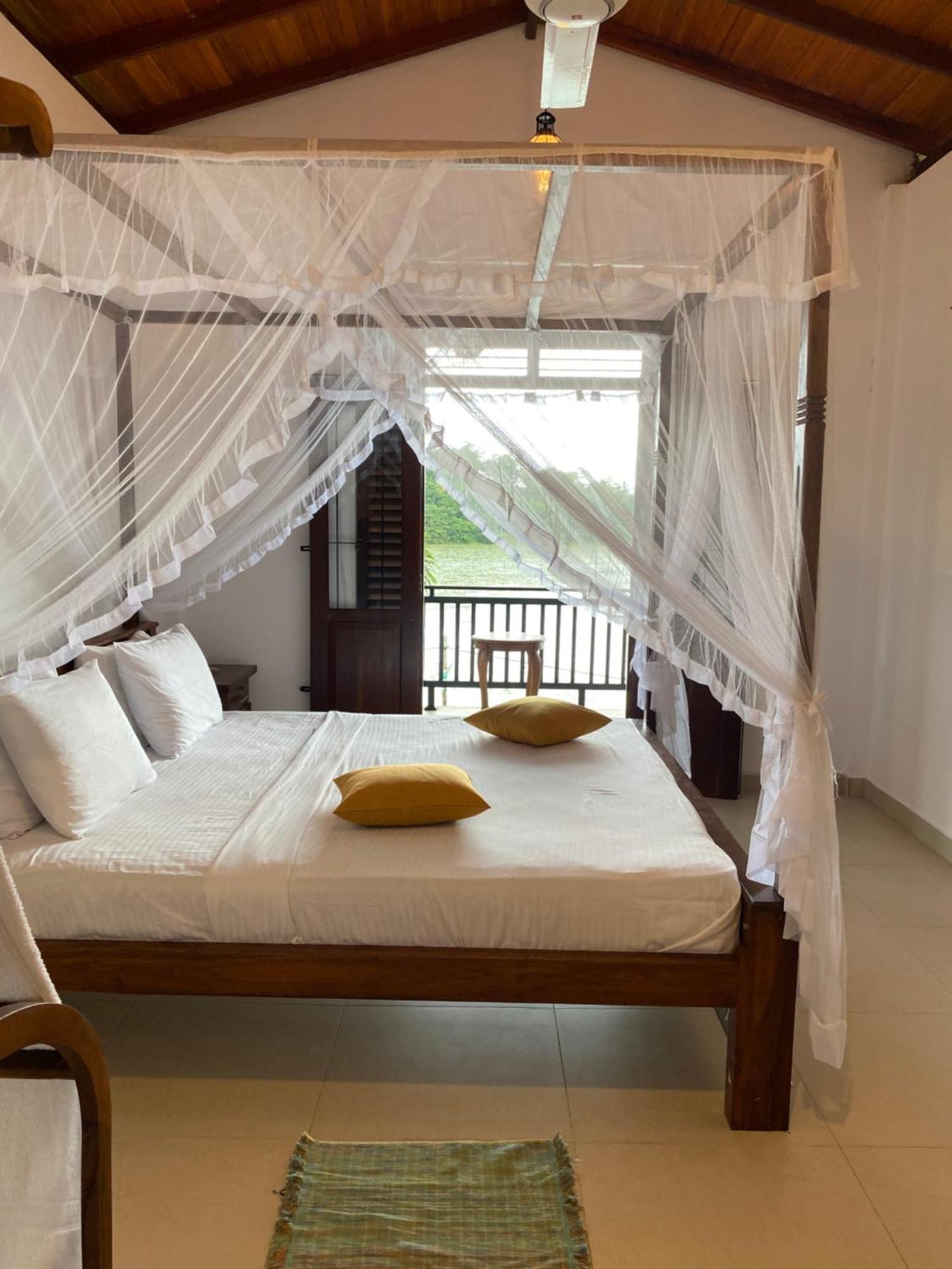 Villa Lake Mountain Weligama Exterior foto