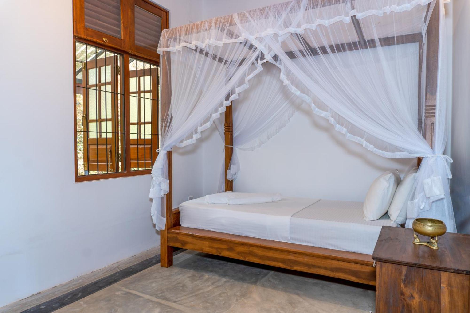 Villa Lake Mountain Weligama Exterior foto
